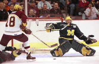 2002_UMHockey_Blackburn.JPG