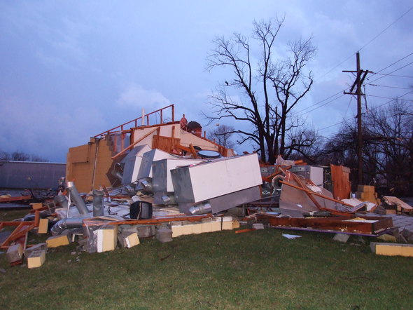 Dexter_tornado_destruction_Laundry.JPG