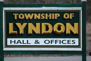 Lyndon_Township_sign.JPG
