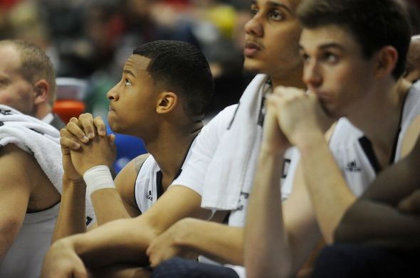 UMBB_OhioState_Bench.jpg
