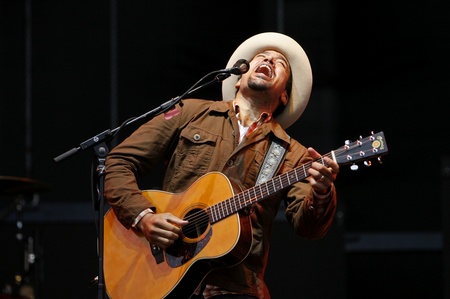 ben-harper-thumb-450x299-106868.jpg