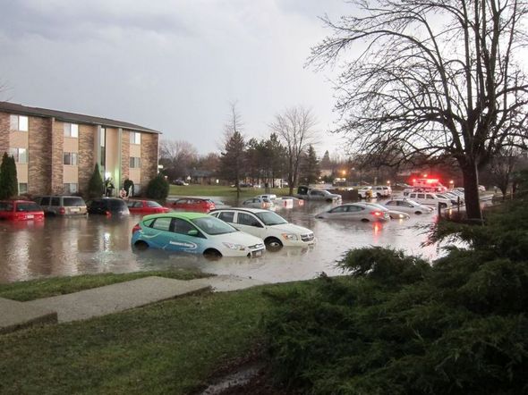 park-place-flooding-storm_fullsize-thumb-590x442-106140.jpg