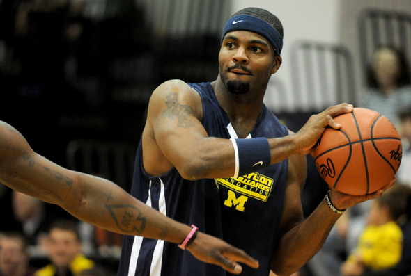 Braylon_Edwards_Basketball_Fundraiser.jpg