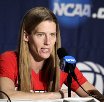 Kim Barnes Arico is new Michigan womens basketball coach image Kim Barnes Arico is new Michigan womens basketball coach