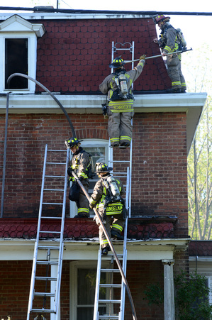 051112_NEWS_Madison_Fire_MRM_01.jpg
