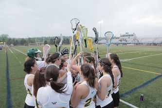 Huron_Girls_Lax.JPG