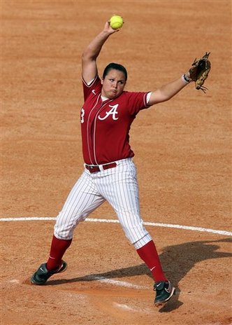 UM_Softball_Alabama_Traina.jpg
