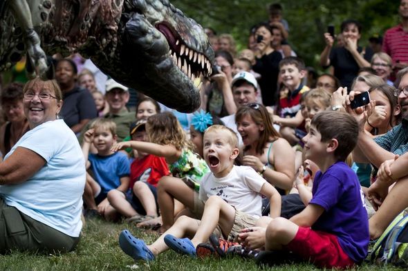 062912_ENT_DINOSAURS_JMS08_fullsize.JPG