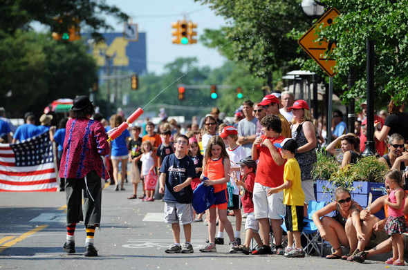 Thumbnail image for 070412_NEWS_AnnArbor_Parade_MRM_09.jpg