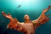 0725 Rick Loomis photo of Jesus underwater.jpg