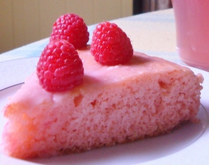 raspberrycakeslice.JPG