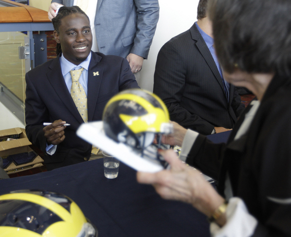 UMFB_DenardRobinson_MediaDay.jpg