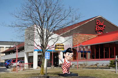 big_boy_restaurant_plymouth_road_red_roof_inn.jpg