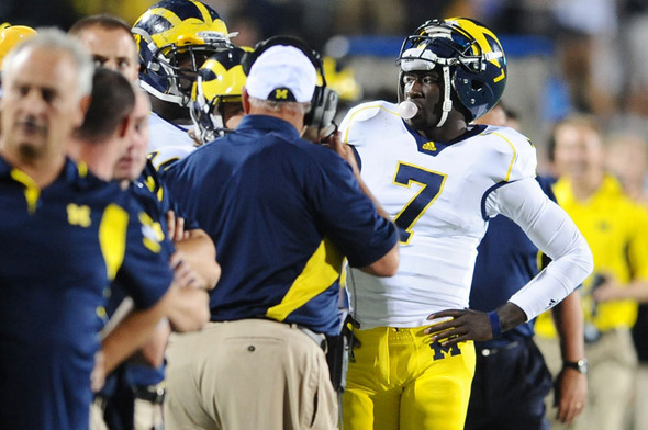 Devin_Gardner_sideline.jpg