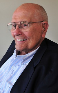 John_Dingell_headshot_July_2012_RJS.jpg