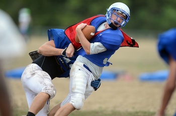 lincoln-football-hitting-day-1.jpg