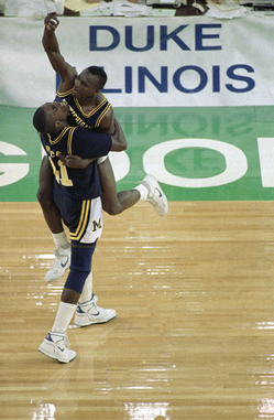 umhoops1989.jpg