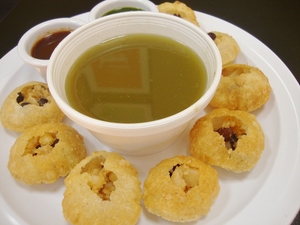 CurryUpPaniPuri.JPG