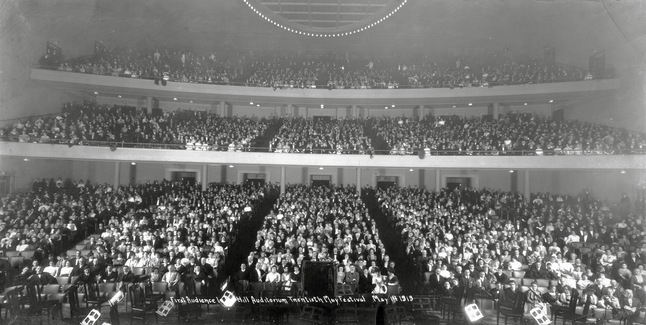 hill_auditorium_1_audience.jpg