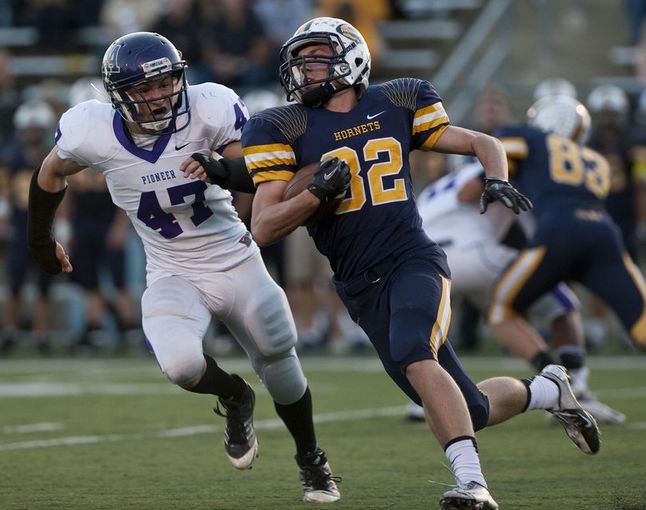 saline-pioneer-image-football.JPG