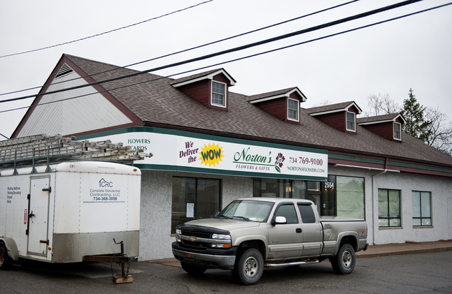 10302012_Building_Mugs_DJB_0001.jpg