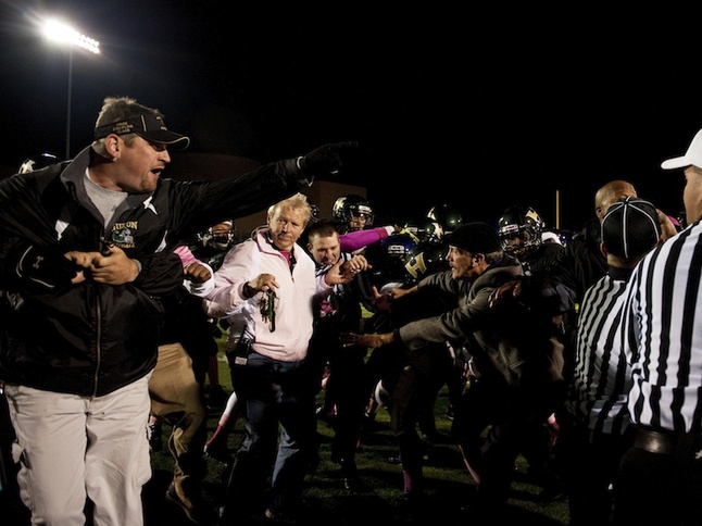 huron-pioneer-coaches-fight.jpg