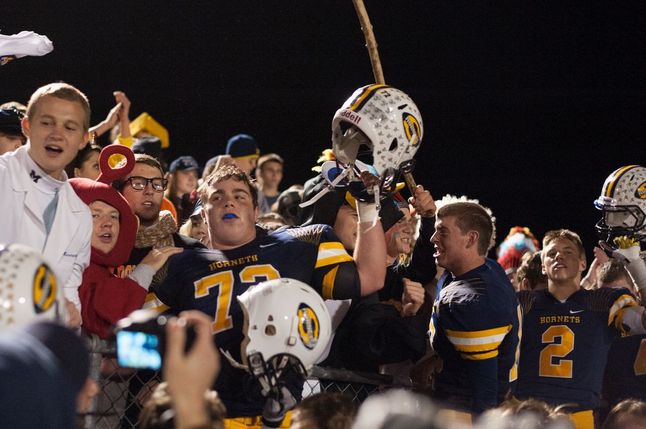 saline-player-fan-celbration.jpg