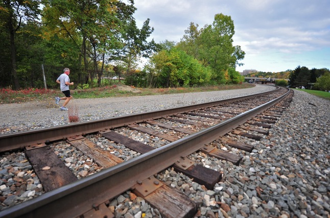 train_tracks_100212_RJS_001.jpg