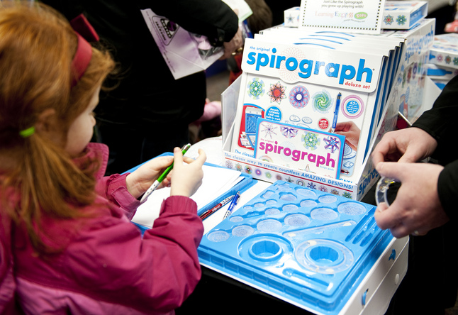 12222012_NEWS_Spirograph_DJ.JPG