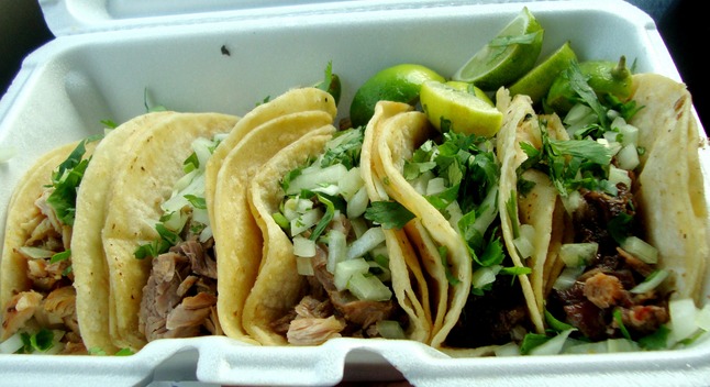 doshermanostacos.jpg