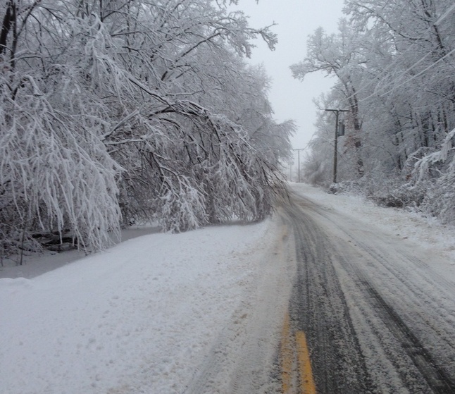 Snowy_roads.jpg