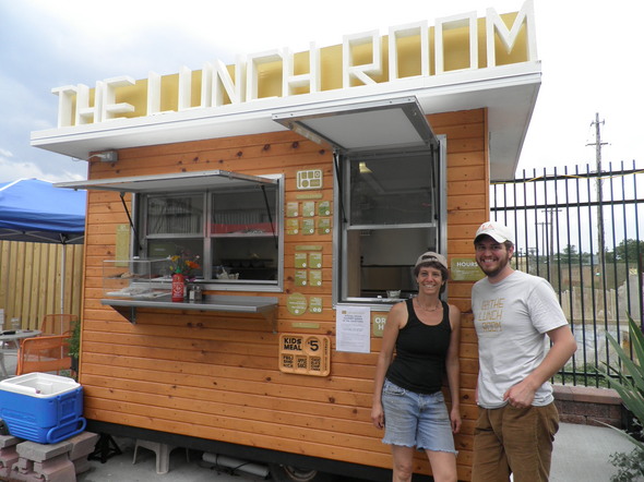the_lunch_room_food_cart.jpg