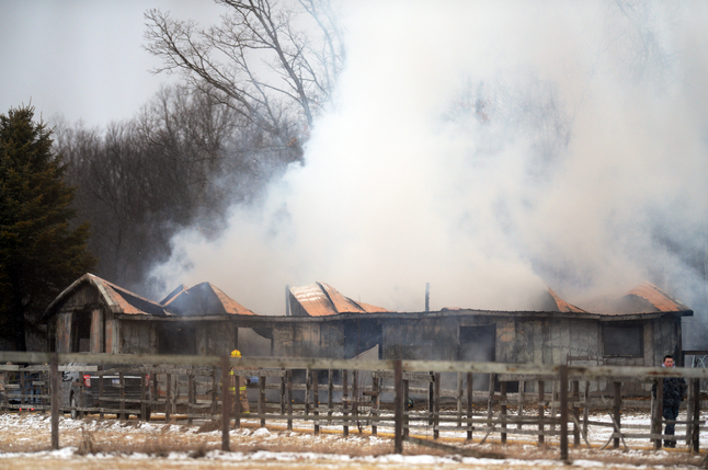 031913_NEWS_Barn_Fire_MRM_01.jpg