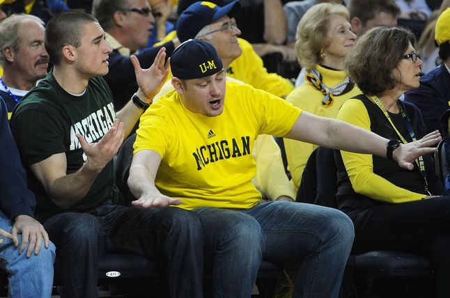 michigan-msu-fans-coexist.jpg