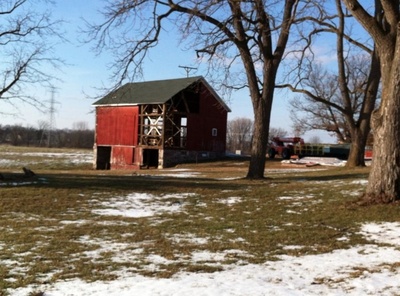 cornman_farms_whole_barn.jpg