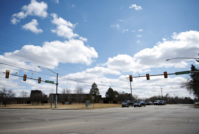 040213_Traffic-Signal.JPG
