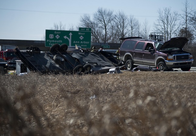 04052013_NEWS_Rollover_23_DJB_0086.jpg
