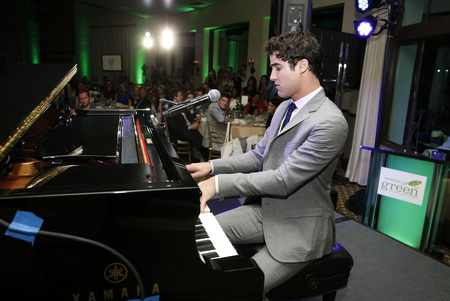 Thumbnail image for Darren_criss.jpg