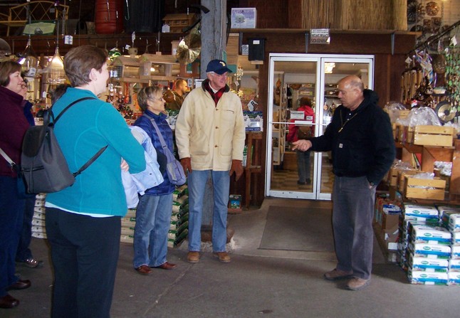 Downtown Home And Garden Looks Forward During Historical Tour