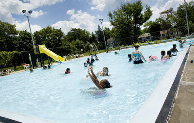 012212_ypsi-pool.JPG