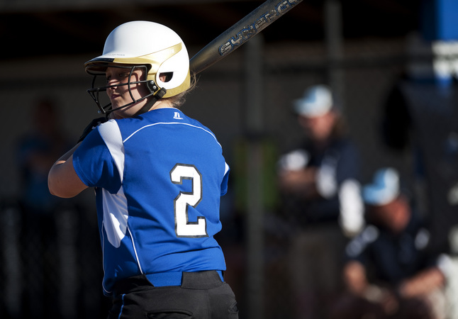 emily-eickhoff-lincoln-softball-05062013.jpg