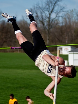 Thumbnail image for hovater-chelsea-pole-vault.jpg