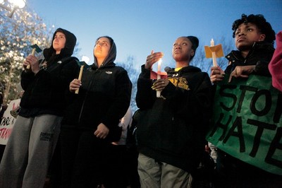 032612_NEWS_Trayvon_Vigil_CA_004.jpg