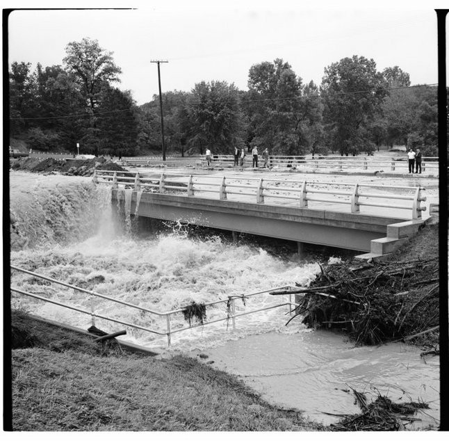 flood19862.jpg