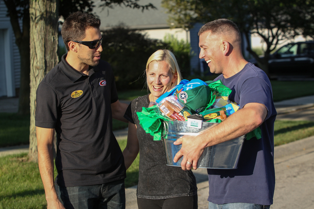 Eckrich_Operation_Homefront_Almirola_Kott_Family.jpg