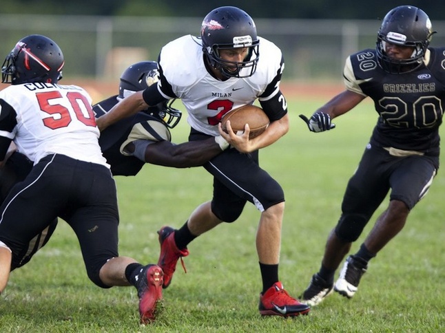 milan-ypsilanti-football-phifer.jpg