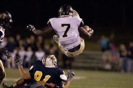 090613_SPT_SALINE_YPSILANTI_FOOTBALL_PR14_fullsize.jpg