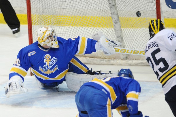 010612_SPT_Hockey_LSS_MRM_04_display.jpg