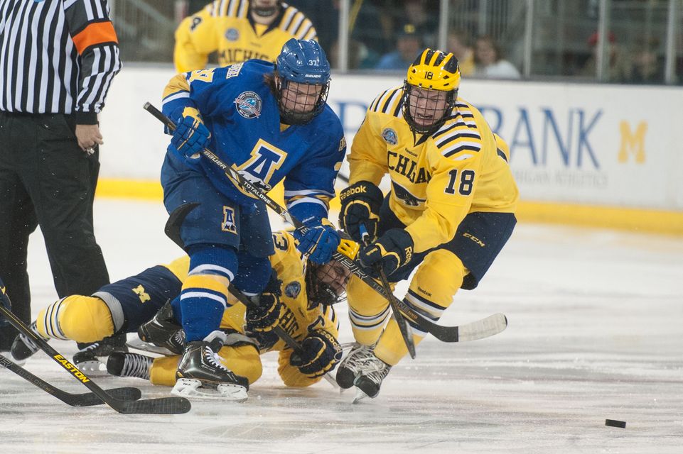 Michigan hockey team swept in weekend series by Alaska after 4-1 loss