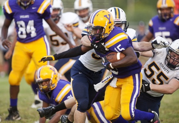 Saline Football Wins 49 14 Over Ypsilanti And More Friday Football